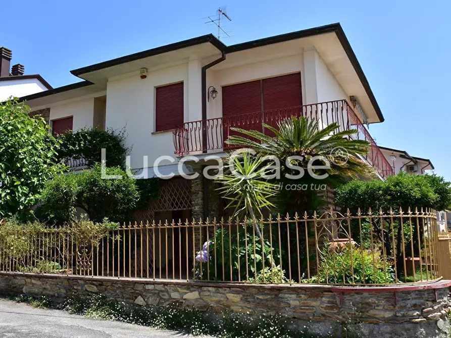casa indipendente in vendita a Massarosa
