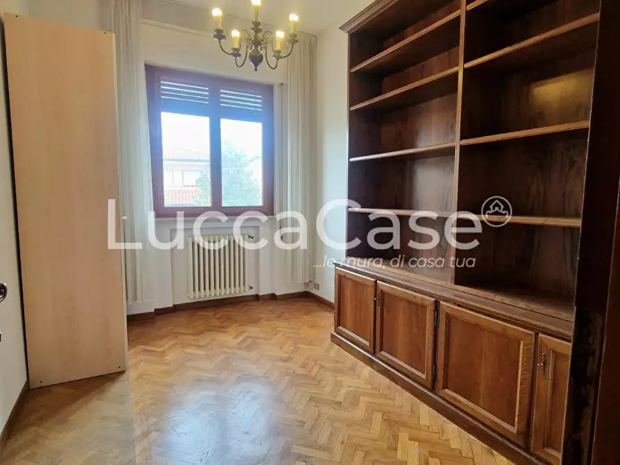 Immagine 44 di Villetta a schiera in vendita  a Massarosa