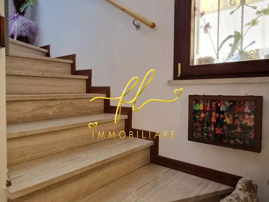 Immagine 7 di Villetta a schiera in vendita  a Rosignano Marittimo