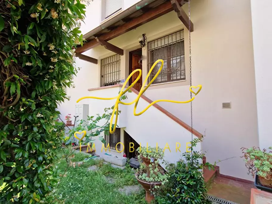 Immagine 21 di Villetta a schiera in vendita  a Rosignano Marittimo