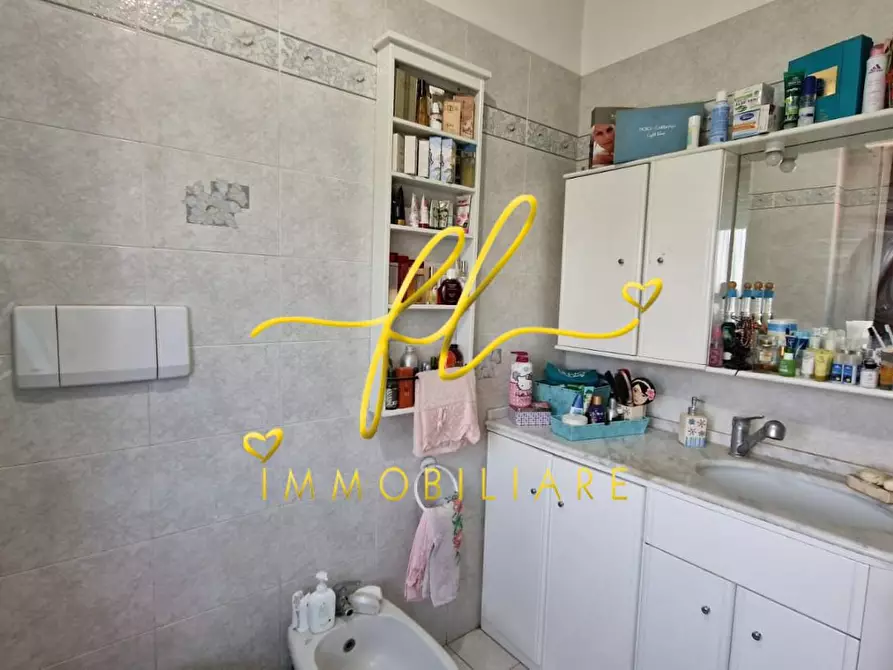 Immagine 11 di Villetta a schiera in vendita  a Rosignano Marittimo