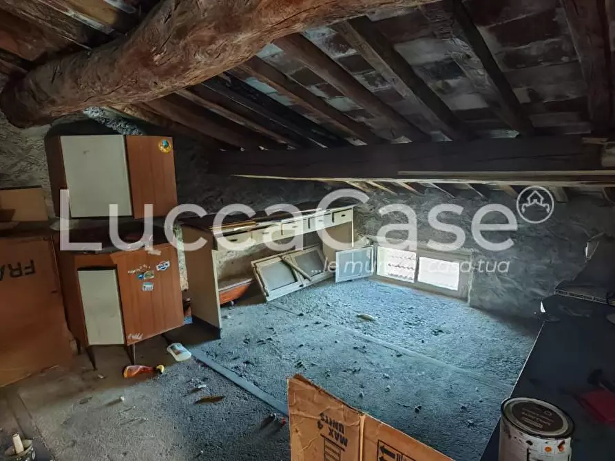 Immagine 26 di Casa indipendente in vendita  a Lucca