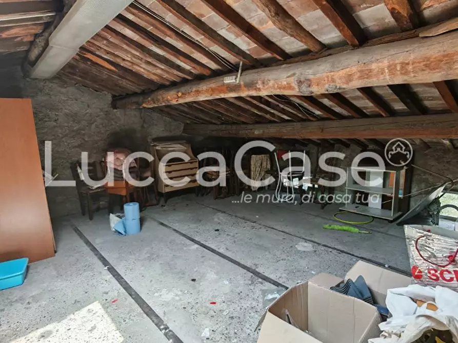 Immagine 25 di Casa indipendente in vendita  a Lucca