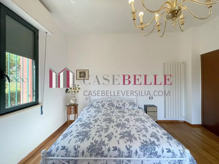 Immagine 26 di Casa indipendente in vendita  a Camaiore