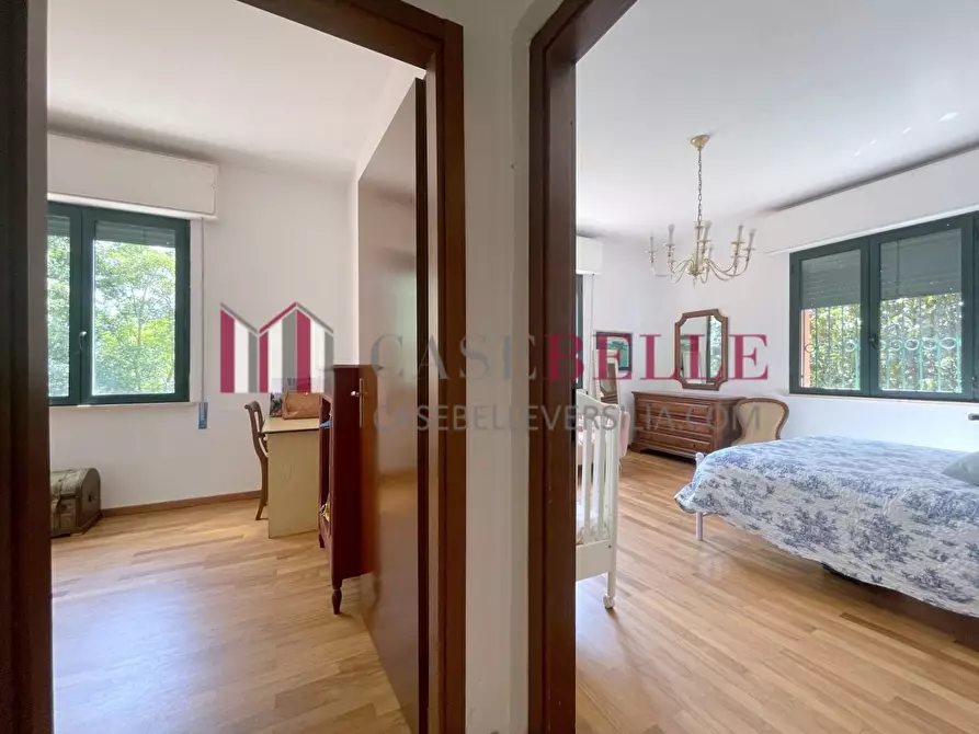 Immagine 18 di Casa indipendente in vendita  a Camaiore