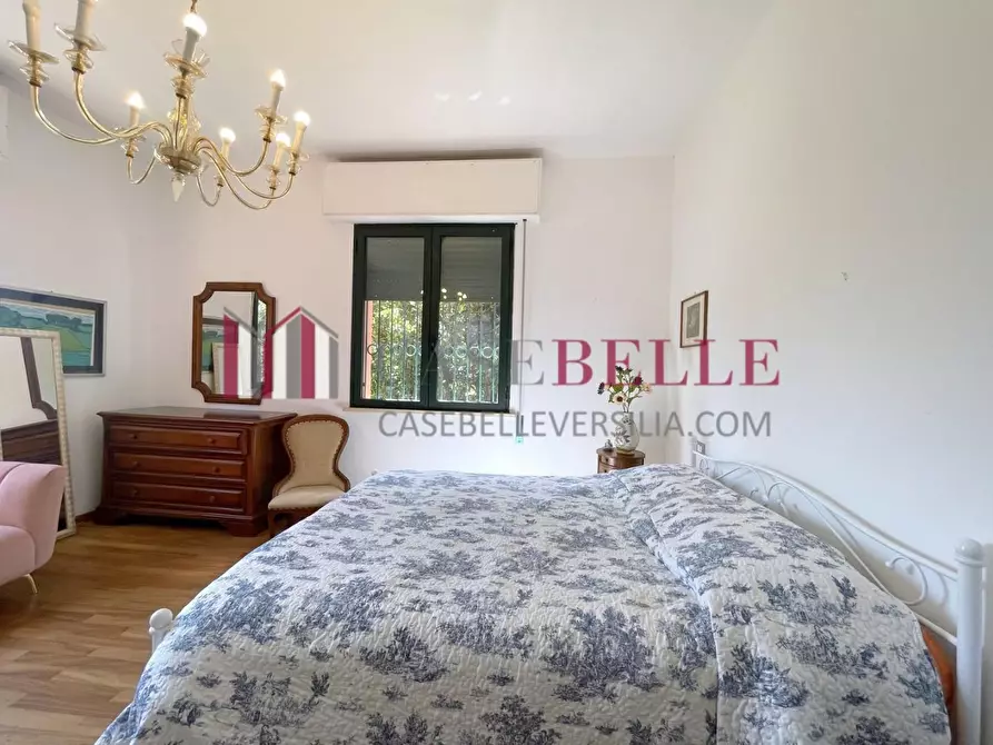 Immagine 25 di Casa indipendente in vendita  a Camaiore