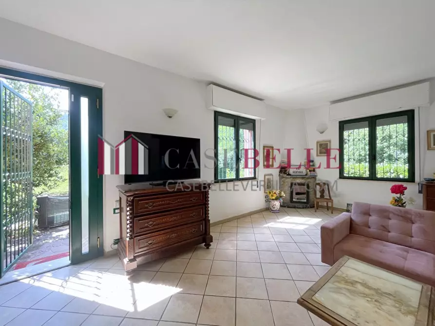 Immagine 30 di Casa indipendente in vendita  a Camaiore