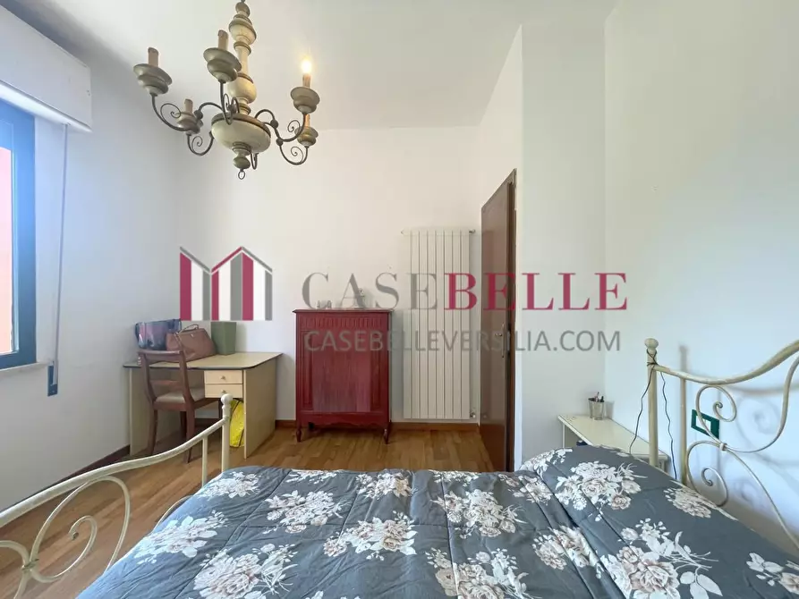 Immagine 21 di Casa indipendente in vendita  a Camaiore