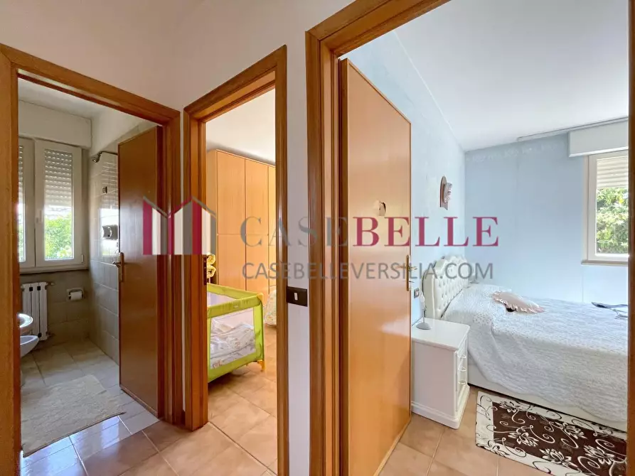 Immagine 25 di Casa indipendente in vendita  a Massarosa