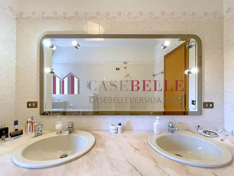 Immagine 22 di Casa indipendente in vendita  a Massarosa