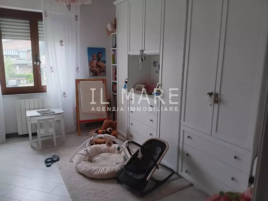 Immagine 5 di Appartamento in vendita  a Massa