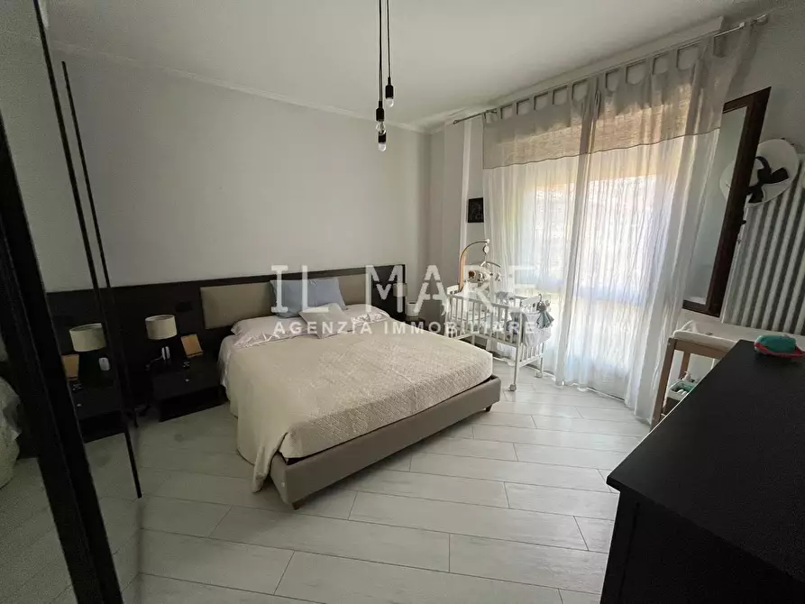 Immagine 4 di Appartamento in vendita  a Massa