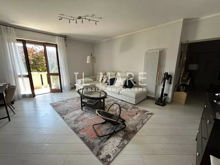 Immagine 3 di Appartamento in vendita  a Massa