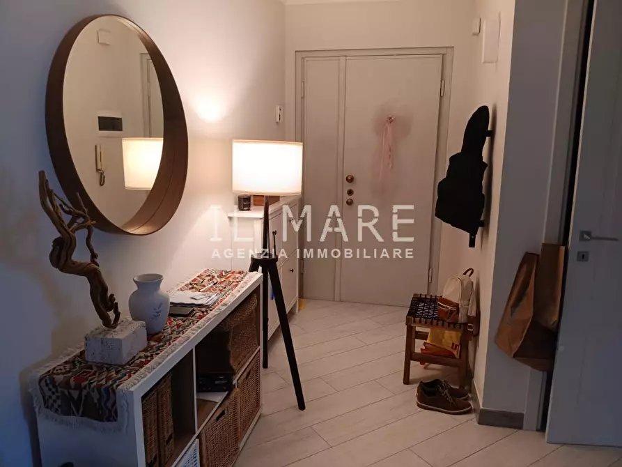 Immagine 12 di Appartamento in vendita  a Massa