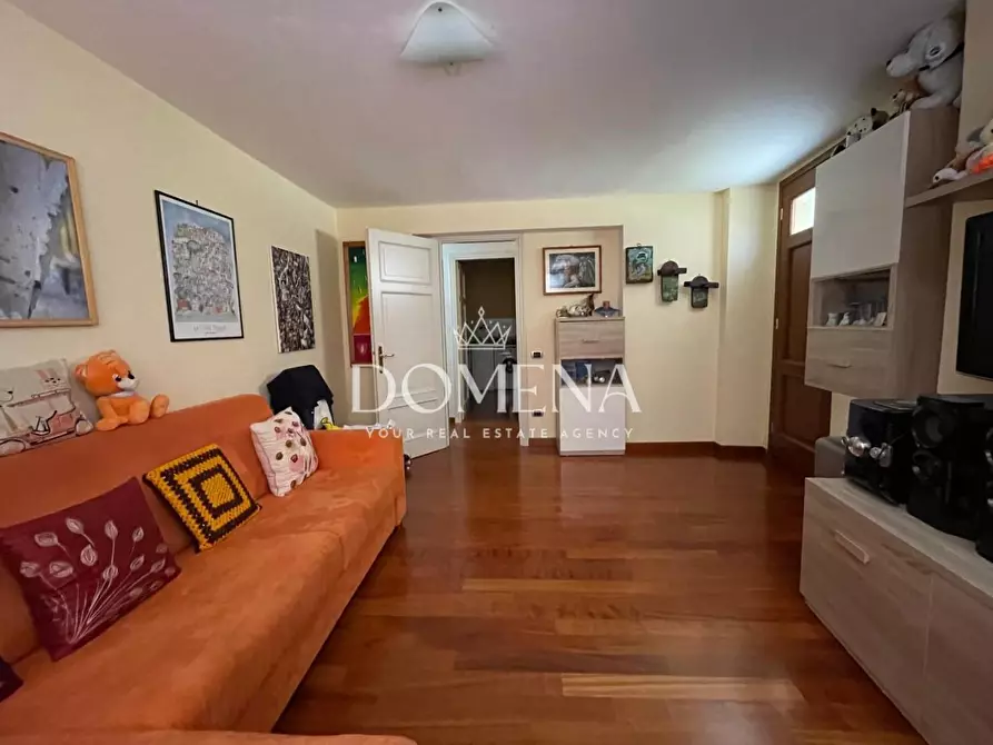 Immagine 22 di Casa indipendente in vendita  a Siena