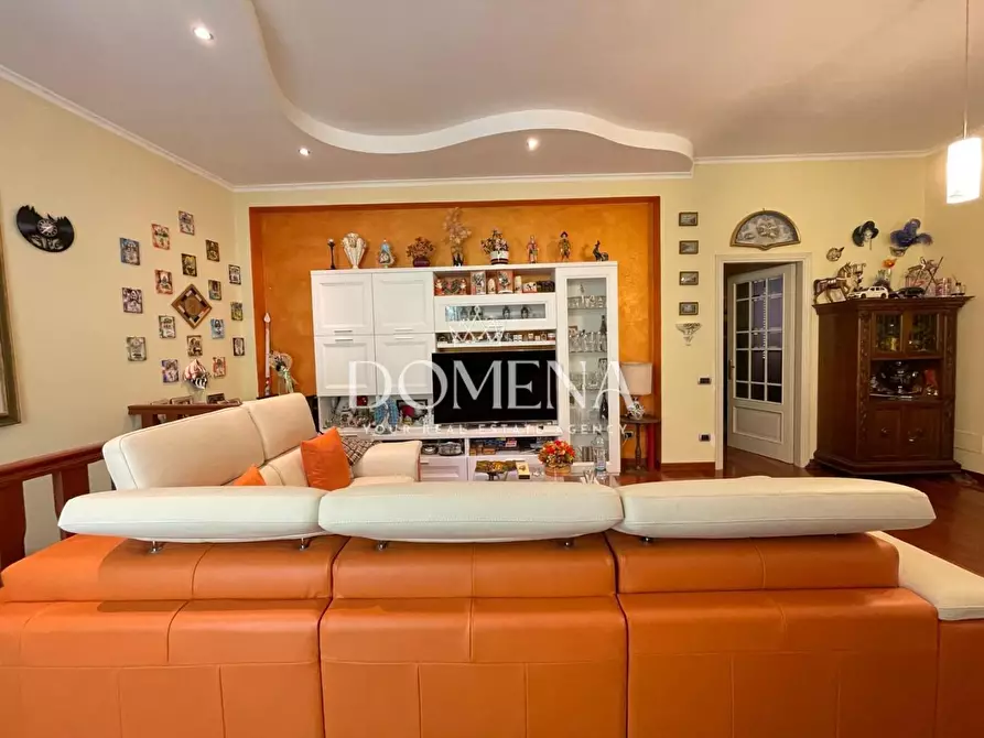 Immagine 5 di Casa indipendente in vendita  a Siena