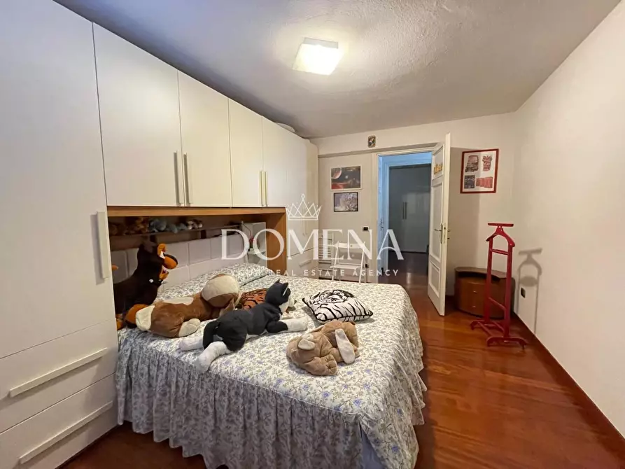 Immagine 29 di Casa indipendente in vendita  a Siena