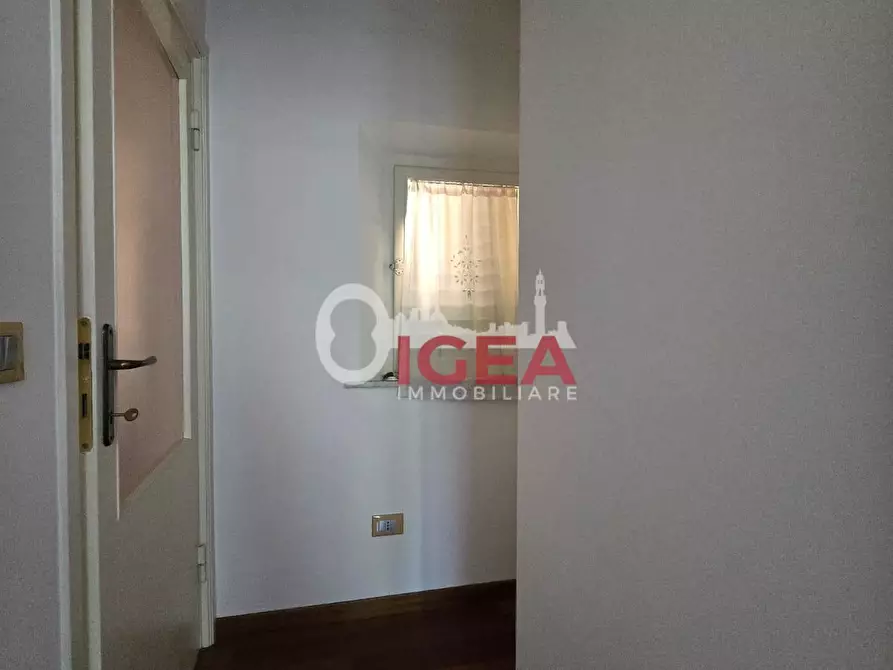 Immagine 28 di Appartamento in vendita  a Siena