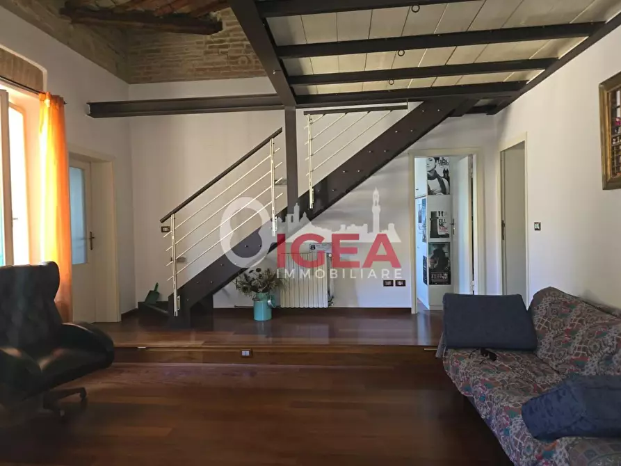 Immagine 1 di Appartamento in vendita  a Siena