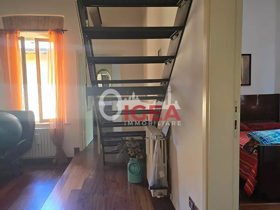 Immagine 17 di Appartamento in vendita  a Siena