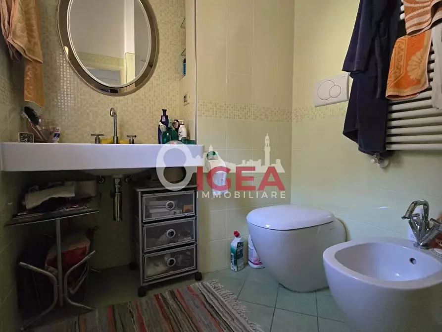 Immagine 46 di Appartamento in vendita  a Siena