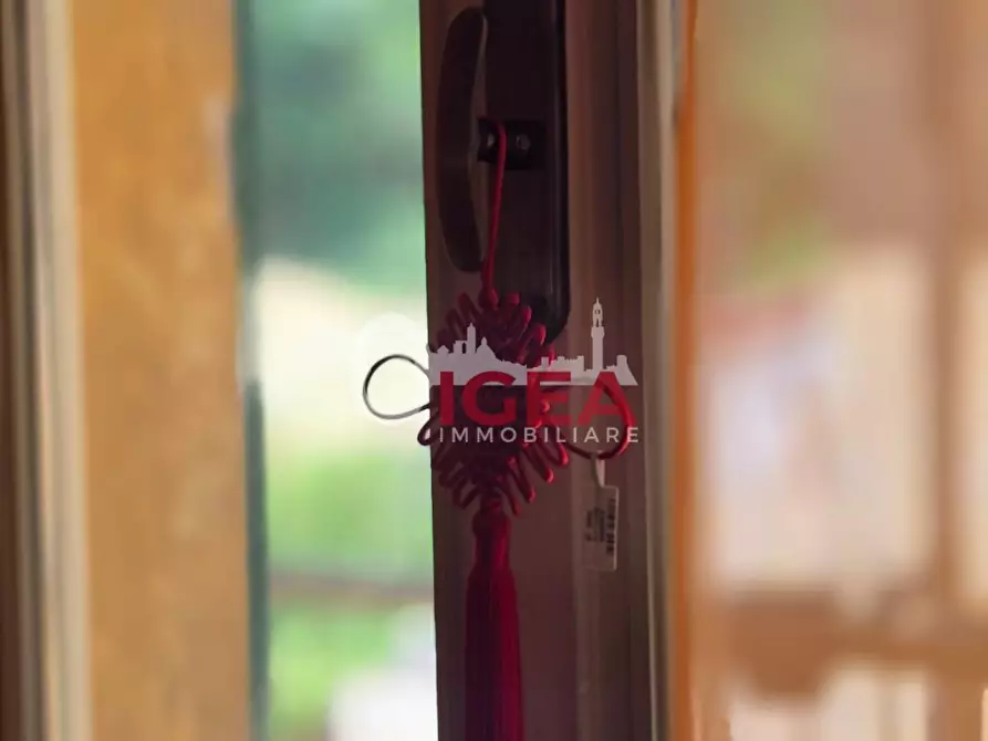 Immagine 5 di Appartamento in vendita  a Siena