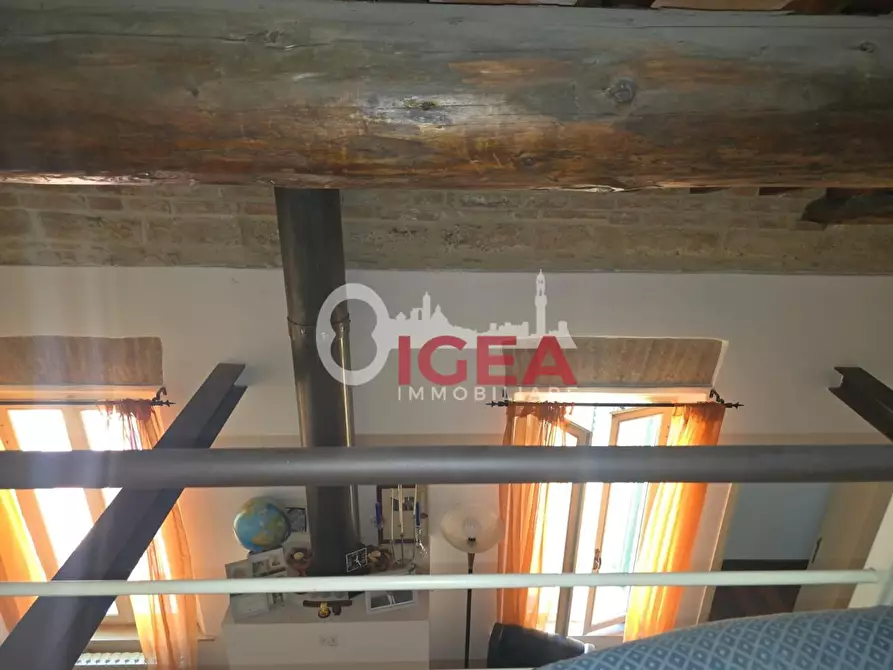 Immagine 36 di Appartamento in vendita  a Siena