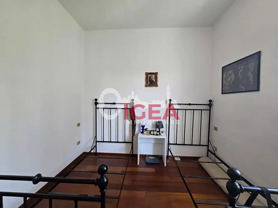 Immagine 25 di Appartamento in vendita  a Siena