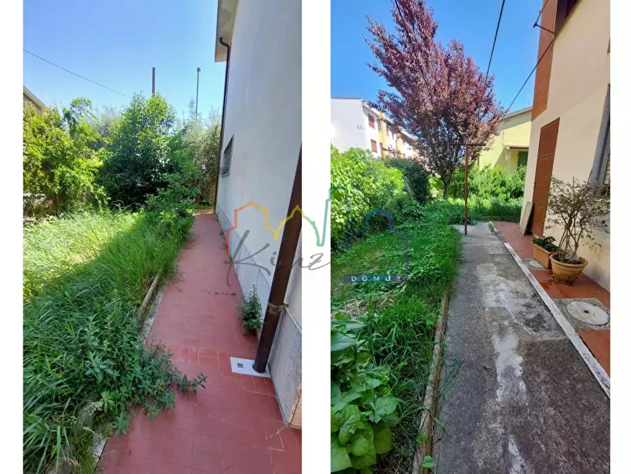 Immagine 2 di Villa in vendita  a Cascina