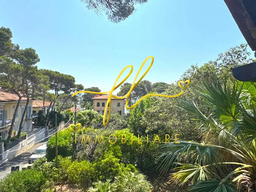 Immagine 20 di Villa in vendita  a Rosignano Marittimo