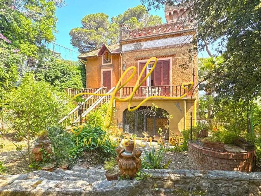 Immagine 14 di Villa in vendita  a Rosignano Marittimo