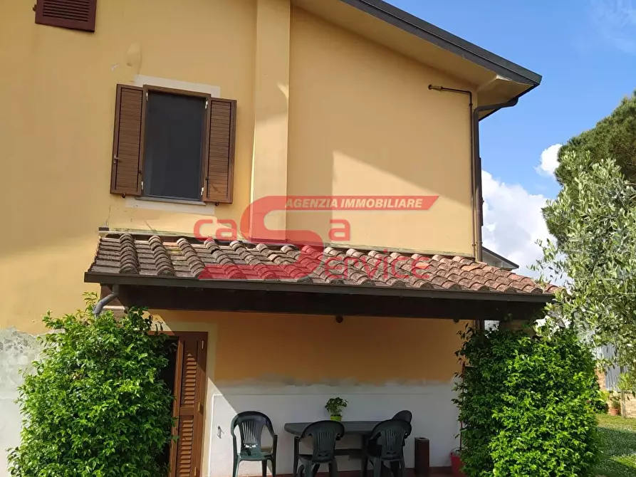 Immagine 2 di Casa bifamiliare in vendita  a Monsummano Terme