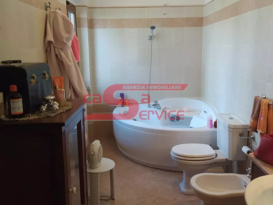 Immagine 34 di Casa bifamiliare in vendita  a Monsummano Terme