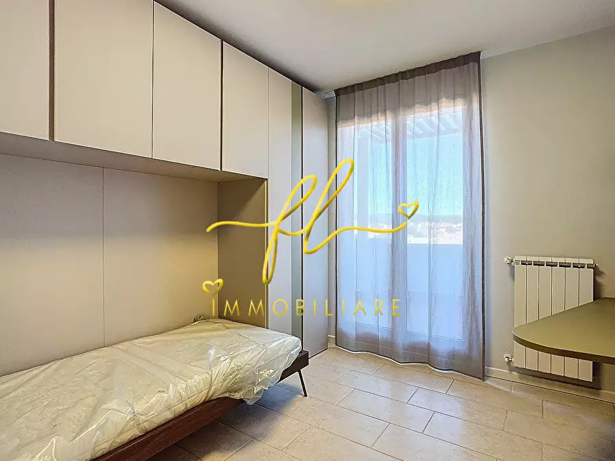 Immagine 6 di Appartamento in vendita  a Cecina