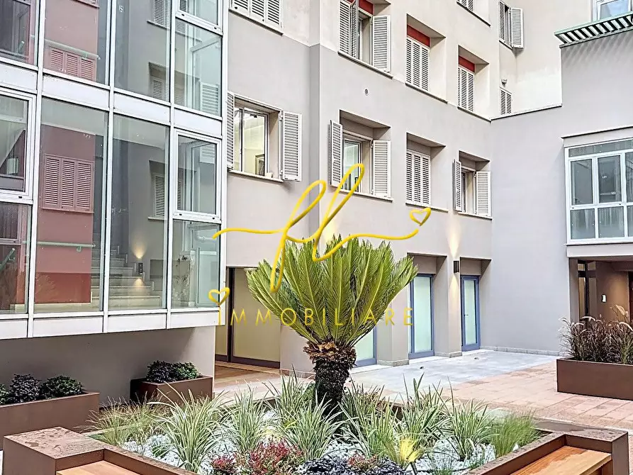 Immagine 1 di Appartamento in vendita  a Cecina