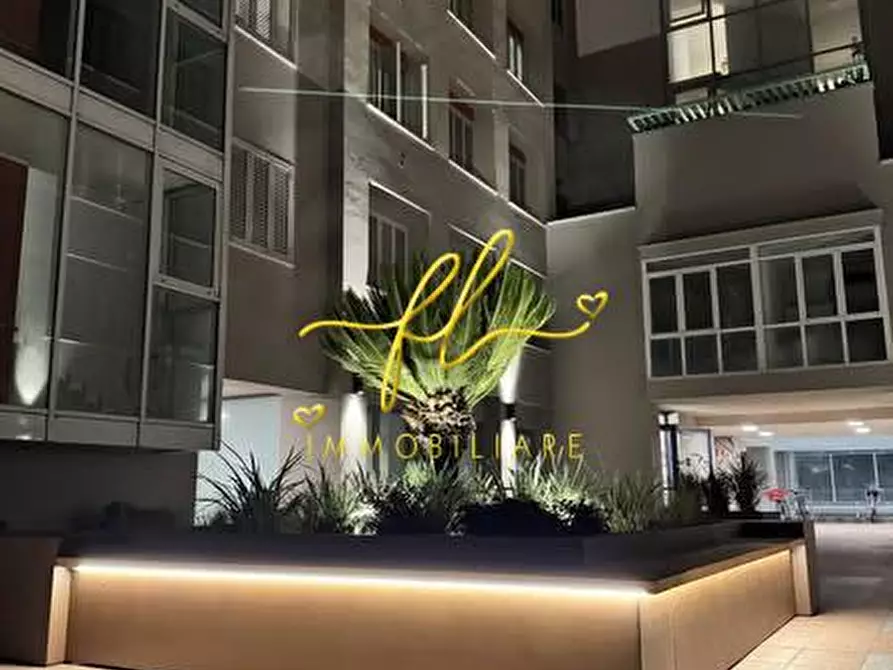 Immagine 1 di Appartamento in vendita  a Cecina