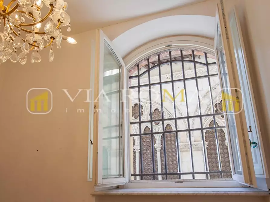Immagine 29 di Appartamento in vendita  a Lucca