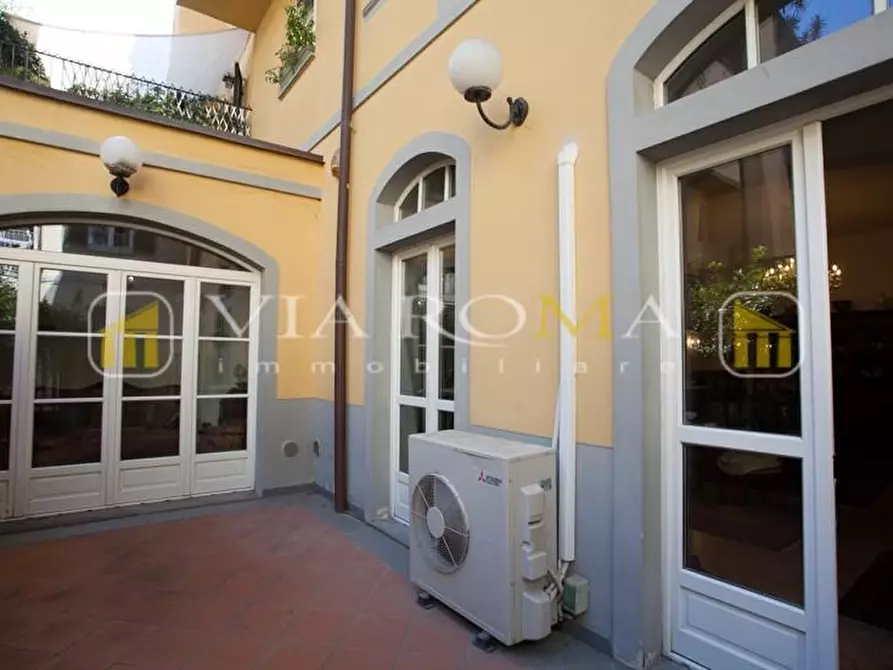 Immagine 7 di Appartamento in vendita  a Lucca