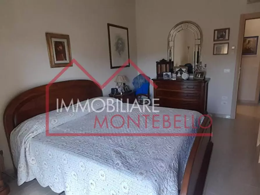 Immagine 8 di Appartamento in vendita  a Viareggio