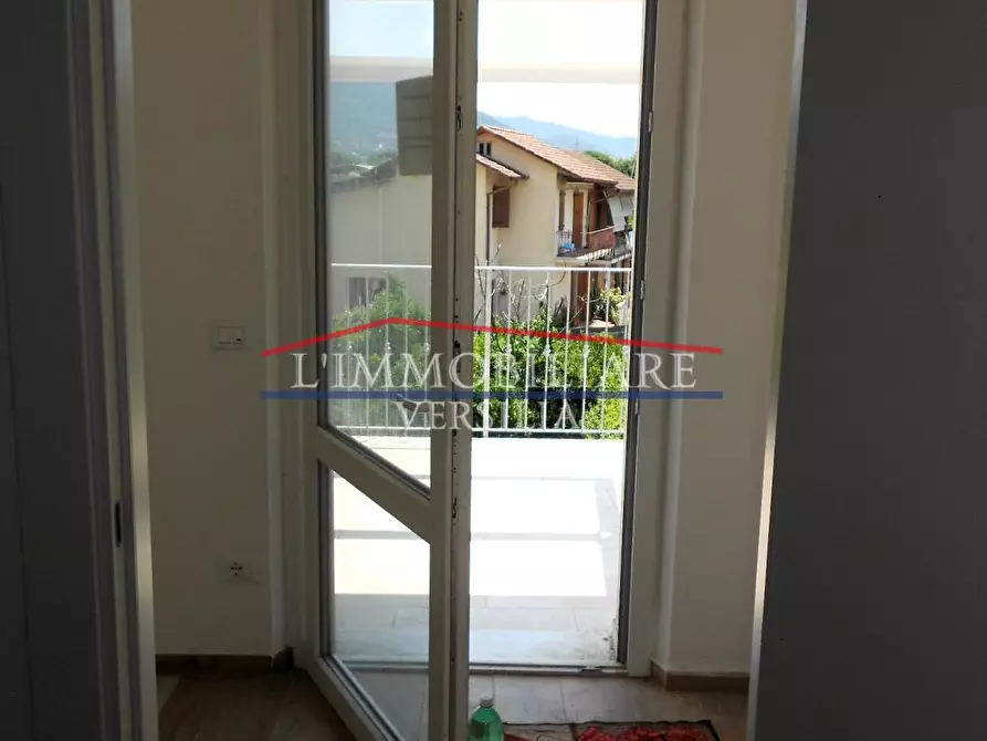 Immagine 23 di Casa bifamiliare in vendita  a Massa