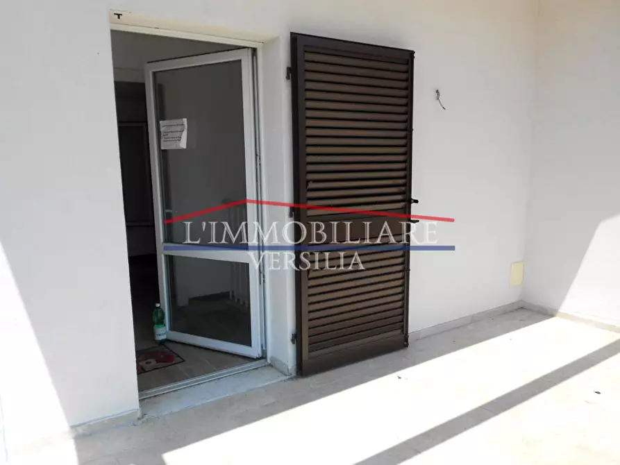 Immagine 25 di Casa bifamiliare in vendita  a Massa