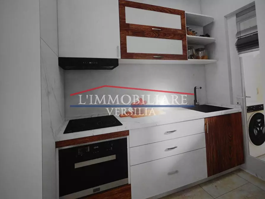 Immagine 9 di Casa bifamiliare in vendita  a Massa