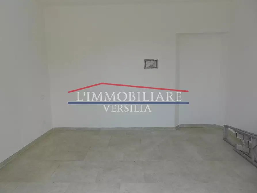 Immagine 13 di Casa bifamiliare in vendita  a Massa
