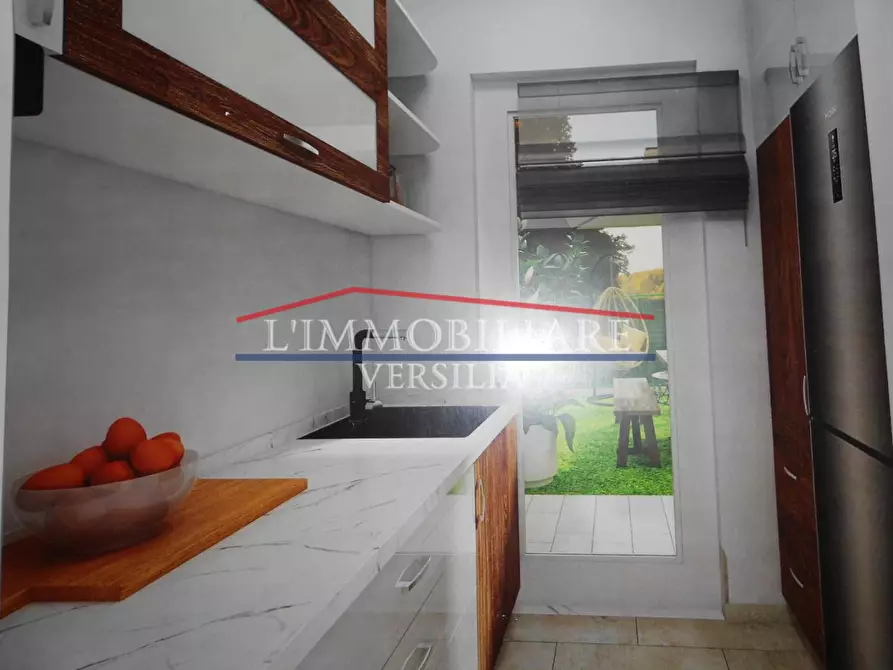 Immagine 10 di Casa bifamiliare in vendita  a Massa