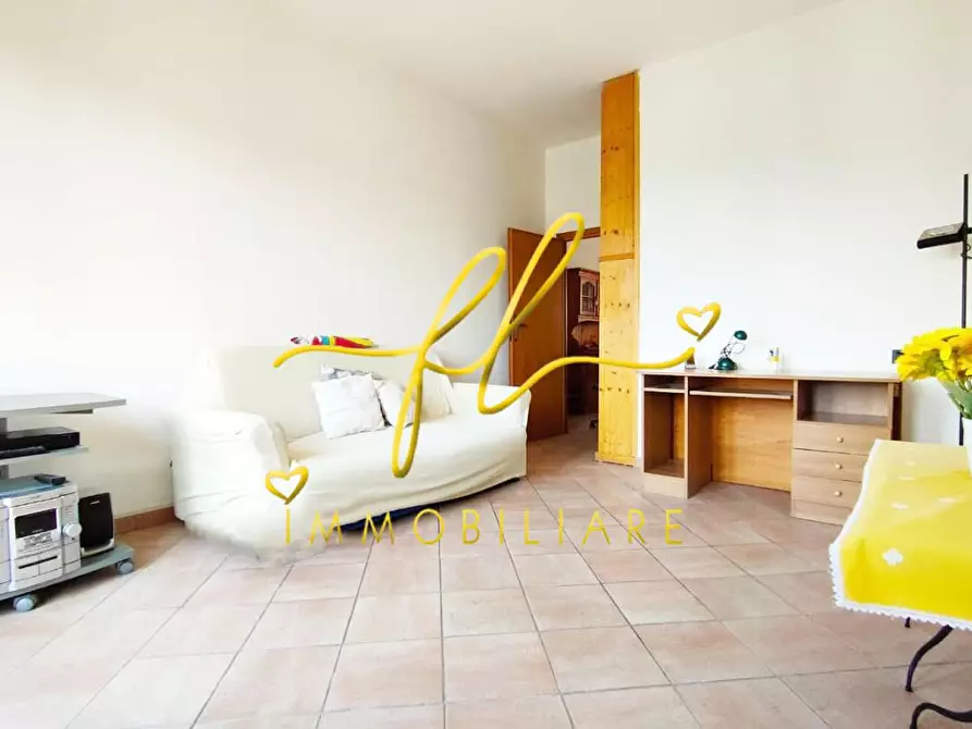 Immagine 7 di Appartamento in vendita  a Rosignano Marittimo