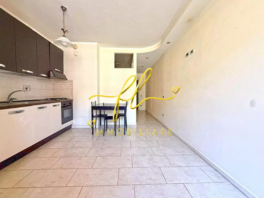 Immagine 5 di Appartamento in vendita  a Cecina