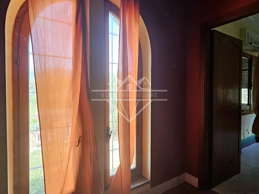 Immagine 14 di Villa in vendita  a Ortonovo