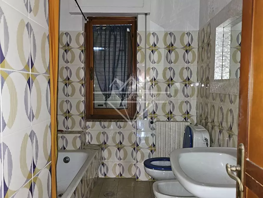 Immagine 28 di Villa in vendita  a Ortonovo