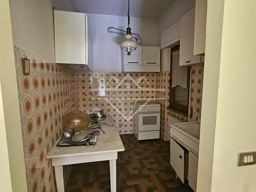 Immagine 10 di Villa in vendita  a Ortonovo