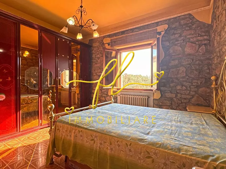 Immagine 10 di Villa in vendita  a Cecina